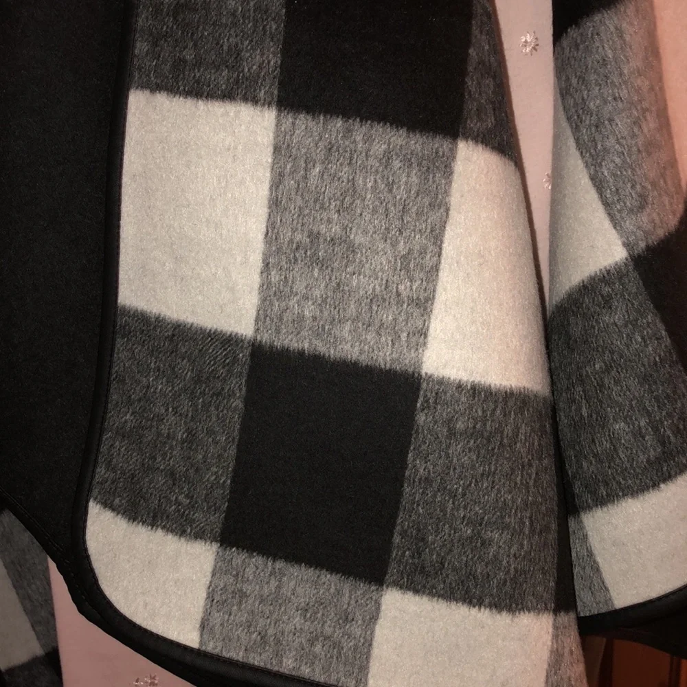 Talbots Ruana - Picture 6 of 8